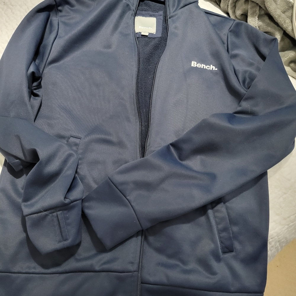 Bench zip up sweater